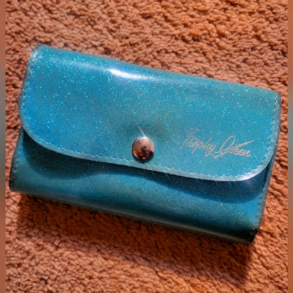 Trophy Queen Checkbook Wallet